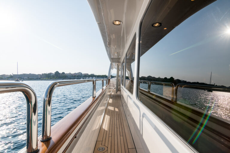 Side Deck