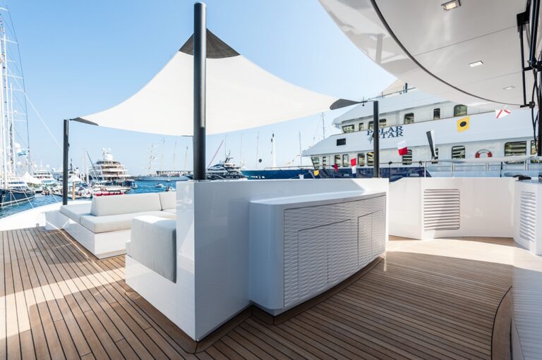 Fwd deck
