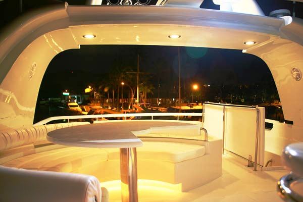 Eagles Nest - Sundeck forward