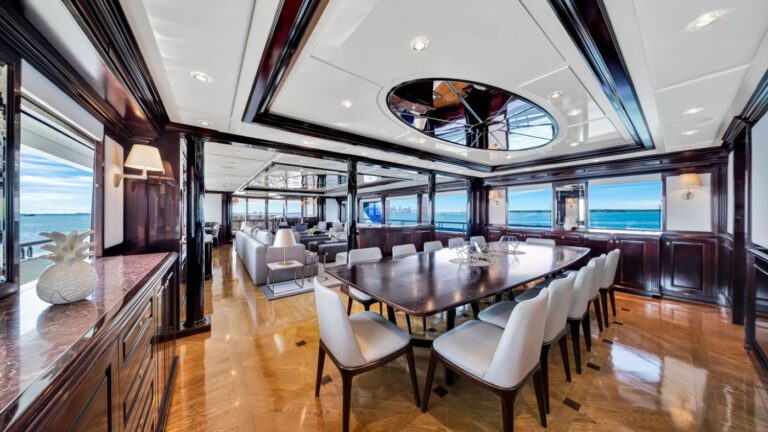 Enterior Dining Area