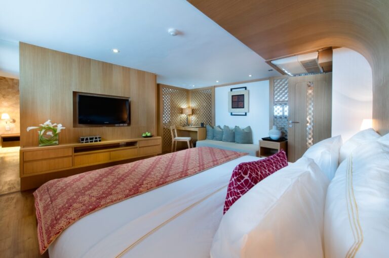 Expedition yacht SALILA -  Master Cabin 2
