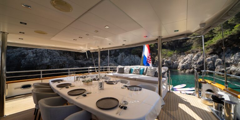 Exterior Dining Area