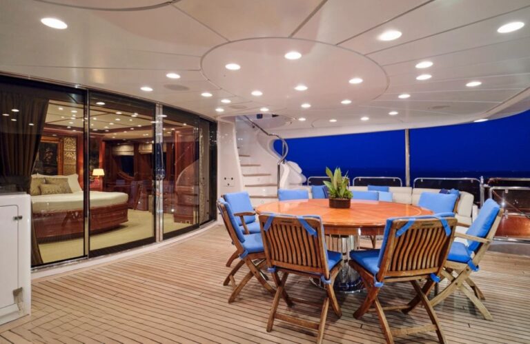 Exterior Dining Area