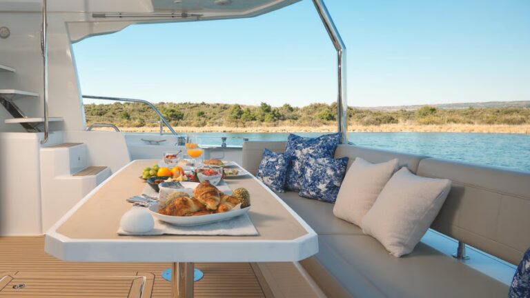 Exterior Relaxation Area With Dining