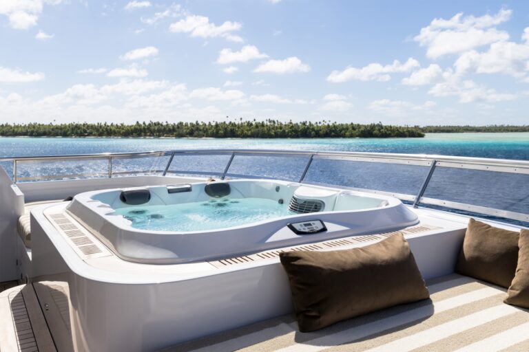 Exterior Sunbathing Area