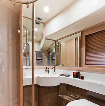 FERETTI 62 -  Ensuite 2