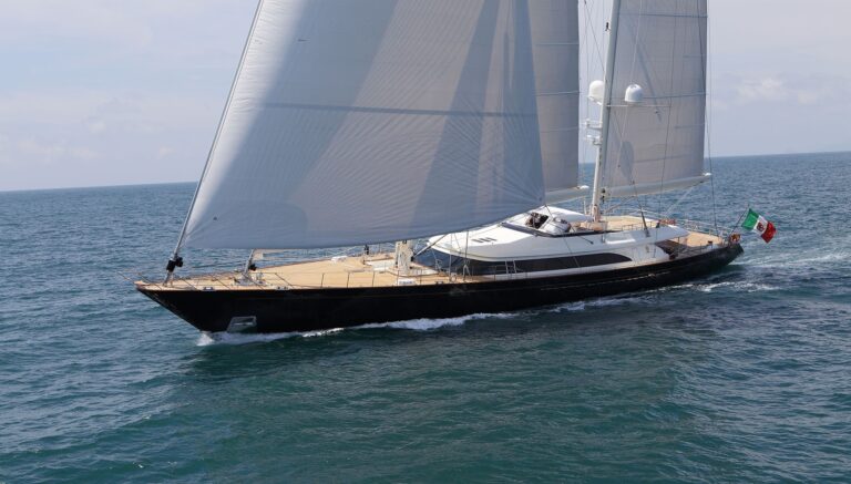 FIDELIS Exterior