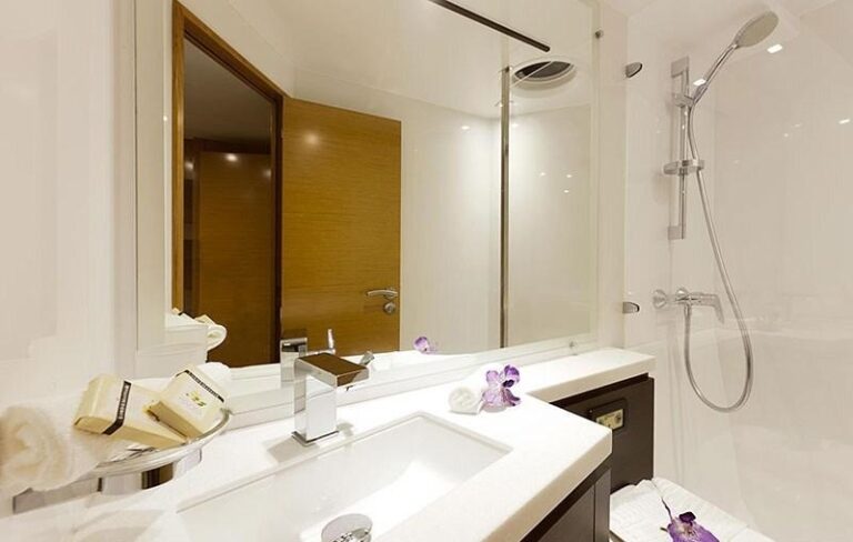 FLOW - Ensuite