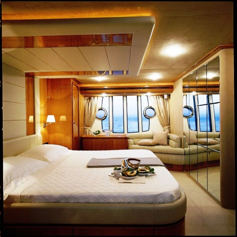 FOREPLAY - Master Suite