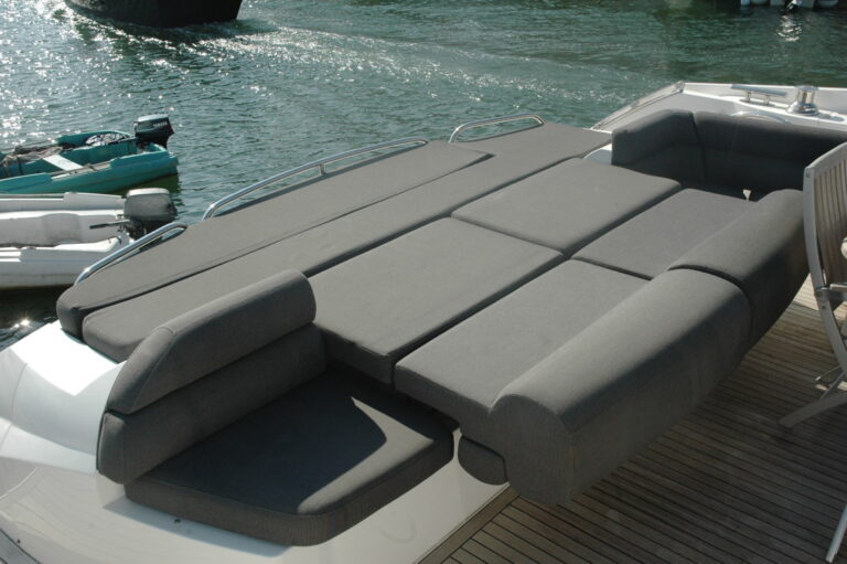 FUN TIME - Aft Deck Sunpads