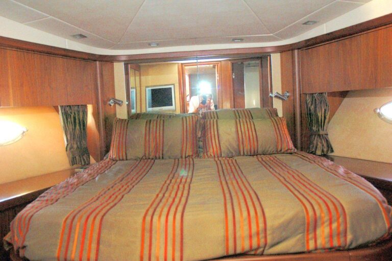 FUN TIME - VIP Cabin
