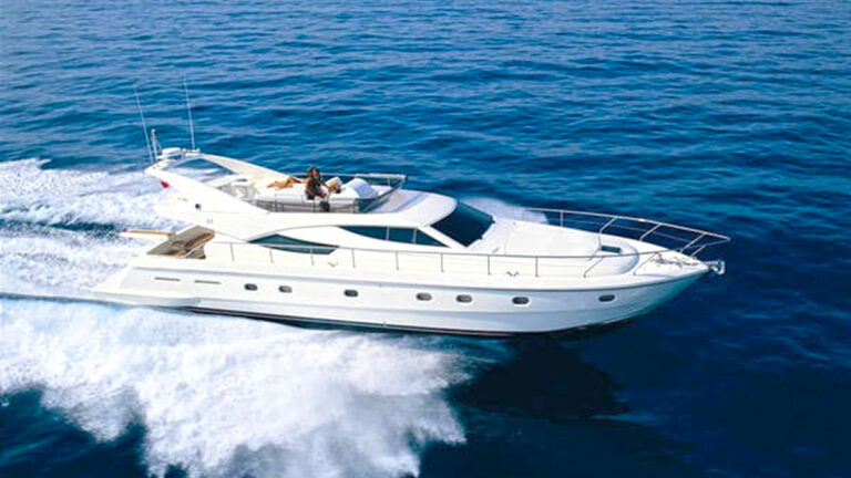 Ferretti 62