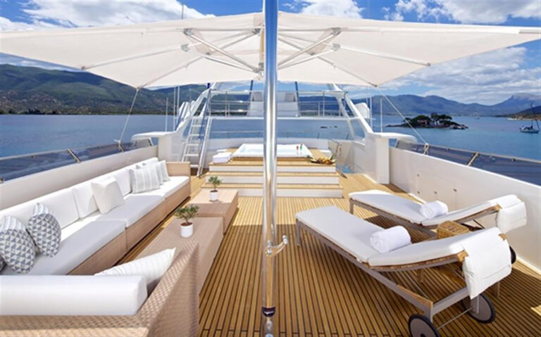Fly Deck