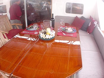 Flying Ginny - Alfresco Dining Area