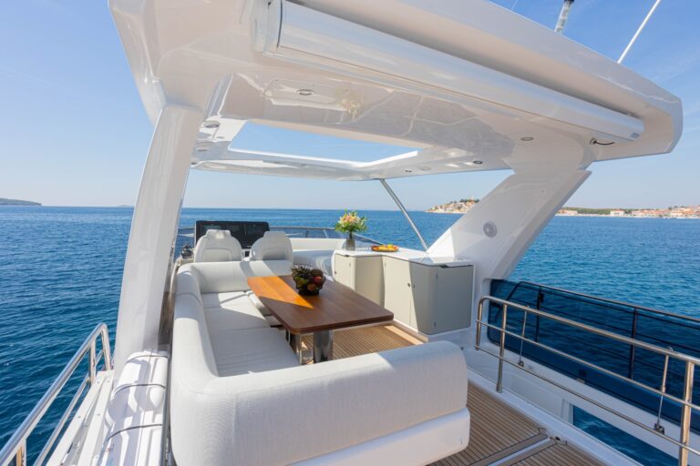 Flybridge