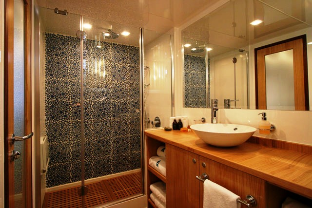 GETAWAY -  Master Bath