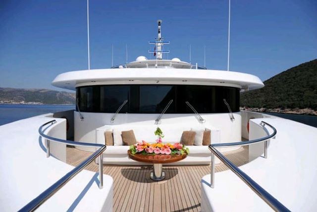 GLORIA TERESA - Foredeck