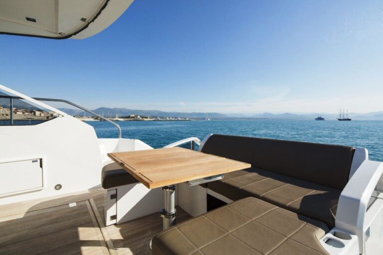 GREY GOOSE OF ANTIBES -  Aft Deck Dining