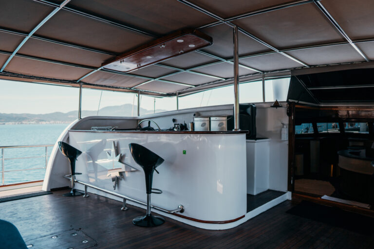 Exterior Bar