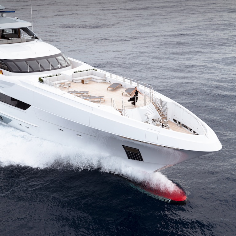 Galactica Supernova - foredeck photo Guillaume Plisson