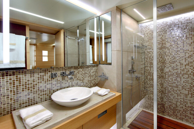 Guest Bathroom On BS 003