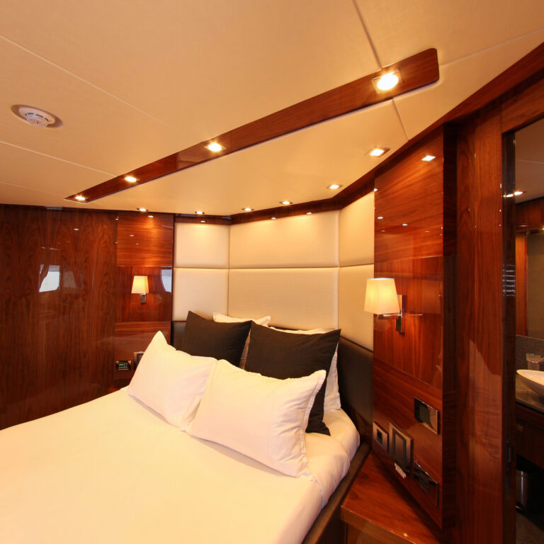 Guest Double Cabin