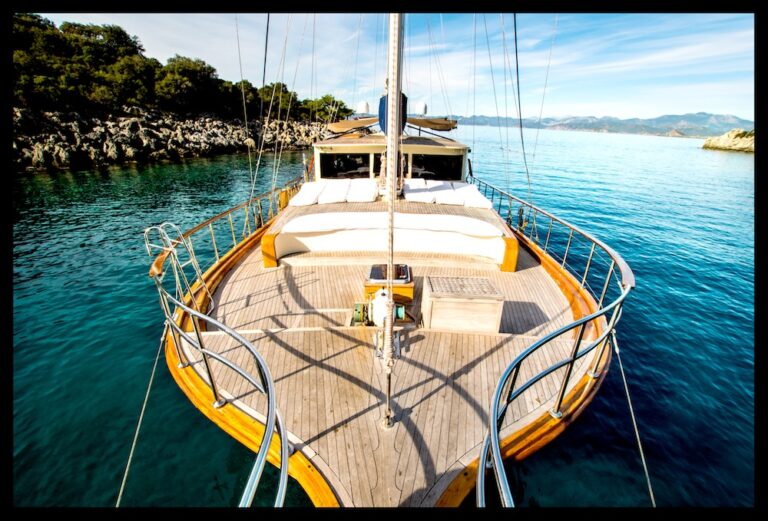 Gulet ALBATROS A - FOREDECK