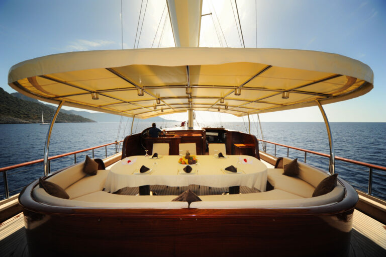Gulet DEAR LILA - Aft Deck