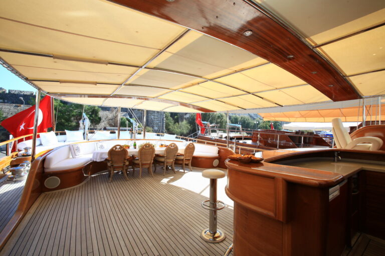 Gulet KAYA GUNERI V - Aft Deck