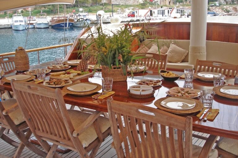 Gulet SCHATZ - Al Fresco Dining