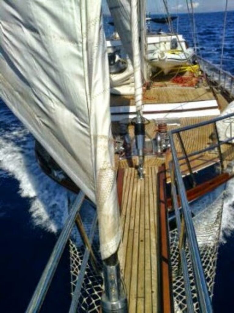 Gulet TROIA - Bow