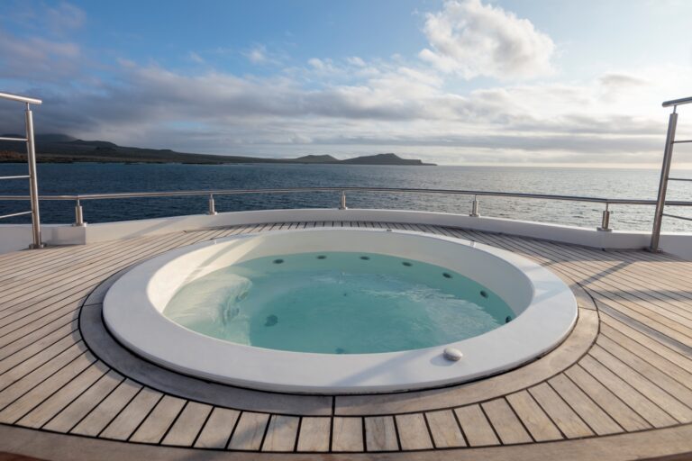 Exterior Sunbathing Area