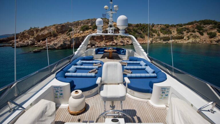 Intermarine 42m JAAN Sundeck