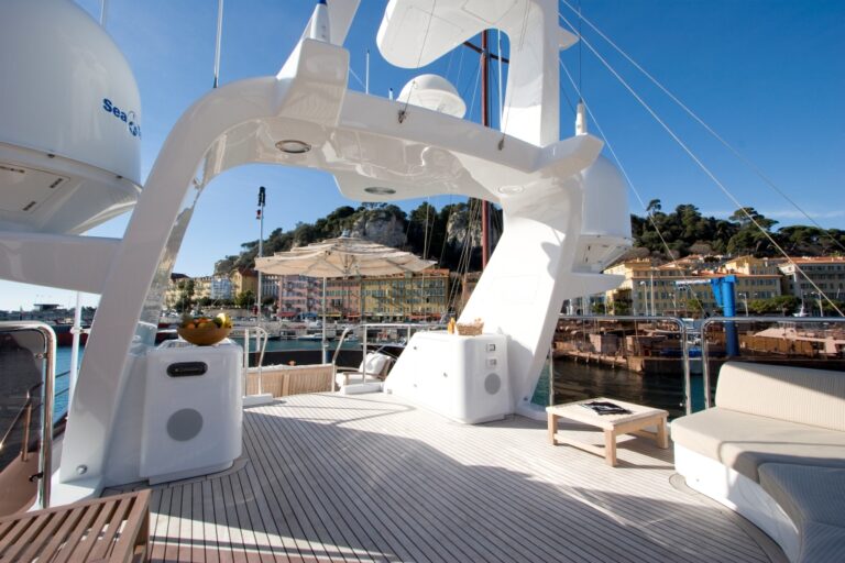 JAZZ - Sundeck another view