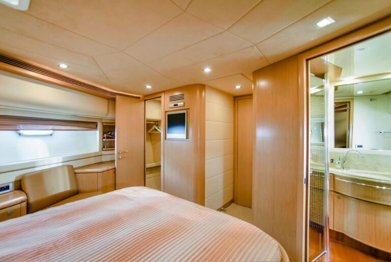 JULIE M - VIP Cabin