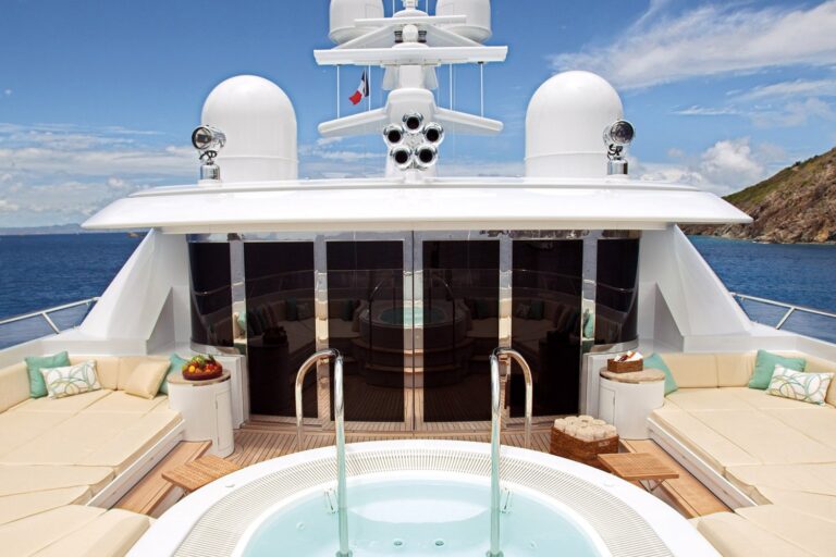 Jacuzzi Pool