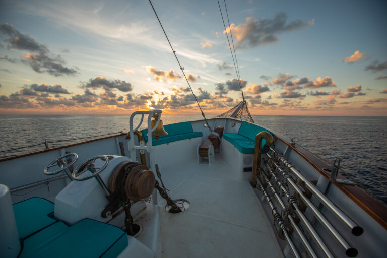 Bow Seating