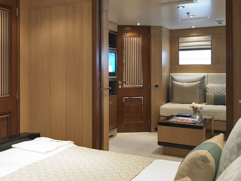 KATHLEEN ANNE - VIP - Convertible Cabin