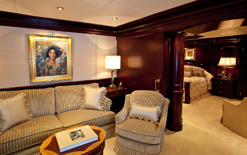 KERI LEE III Yacht - Owner Lounge