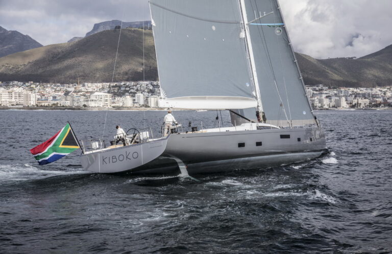 KIBOKO TRES Sailing