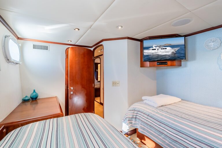 Cabin With Double Bed