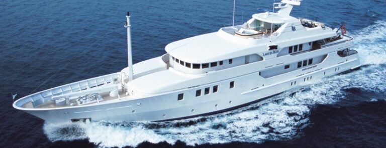 Charter yacht LADY IN BLUE II