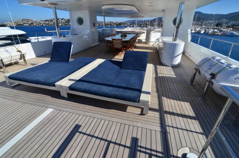 LADY KATERINA -  Sundeck Sunbeds