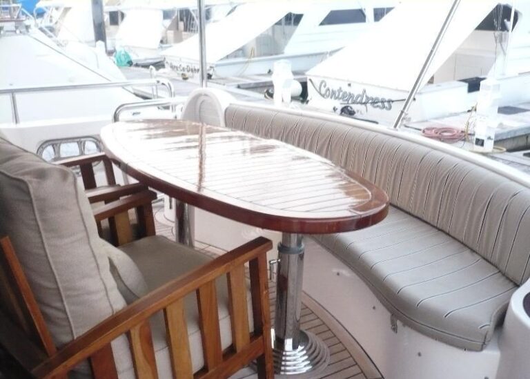 LADY MARGARET - Aft Deck Dining