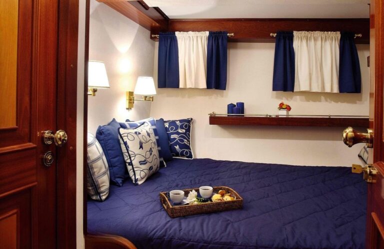 Cabin With Double Bed