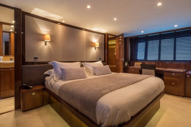 Master suite