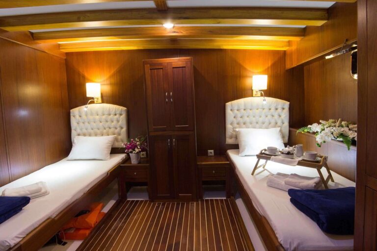 Twin Guest Cabin