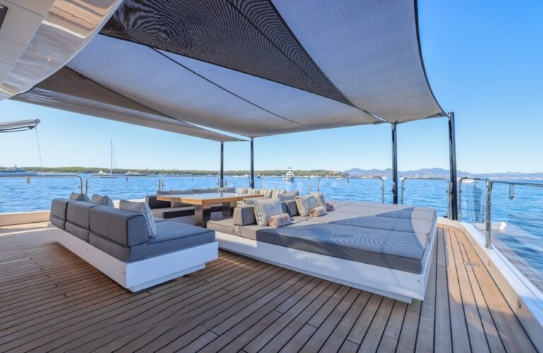 Exterior Relaxation Area