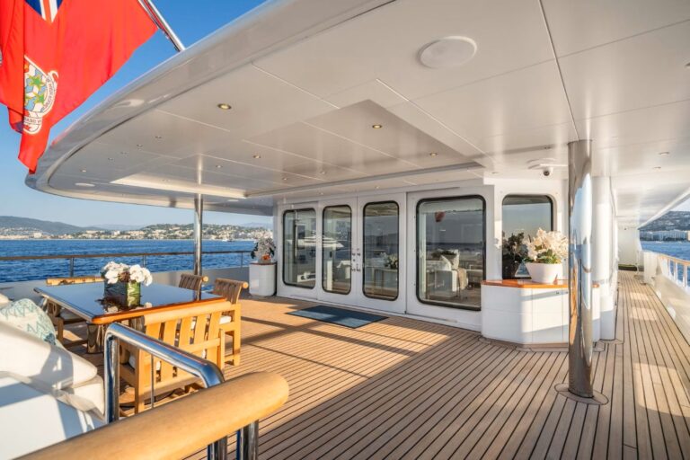 Opendeck With Sea Views
