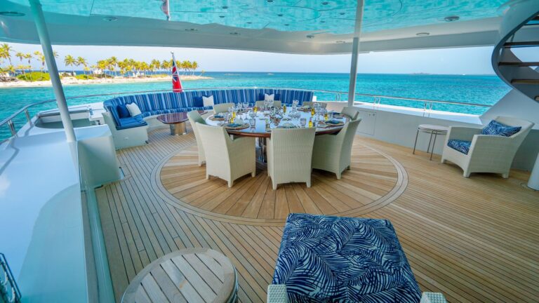 Upper Deck Dining